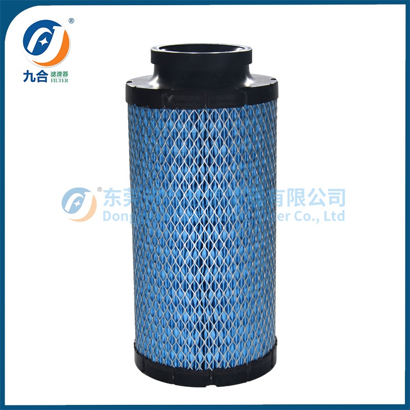 空气滤清器7082211 7082097 1241084 1240822 1240957 SA7538